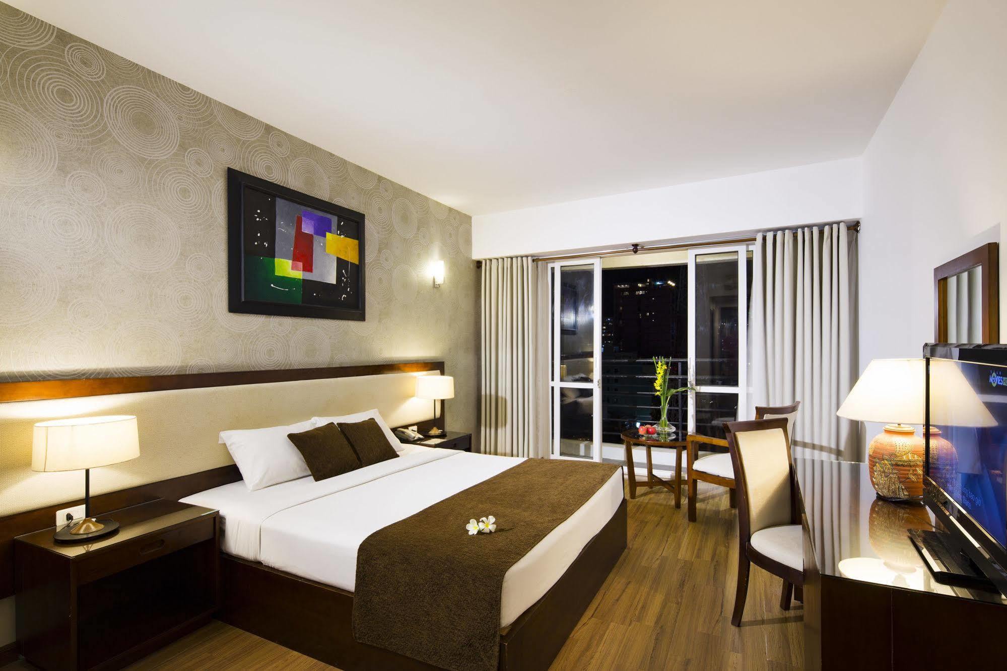 Starlet Hotel Nha Trang Eksteriør billede